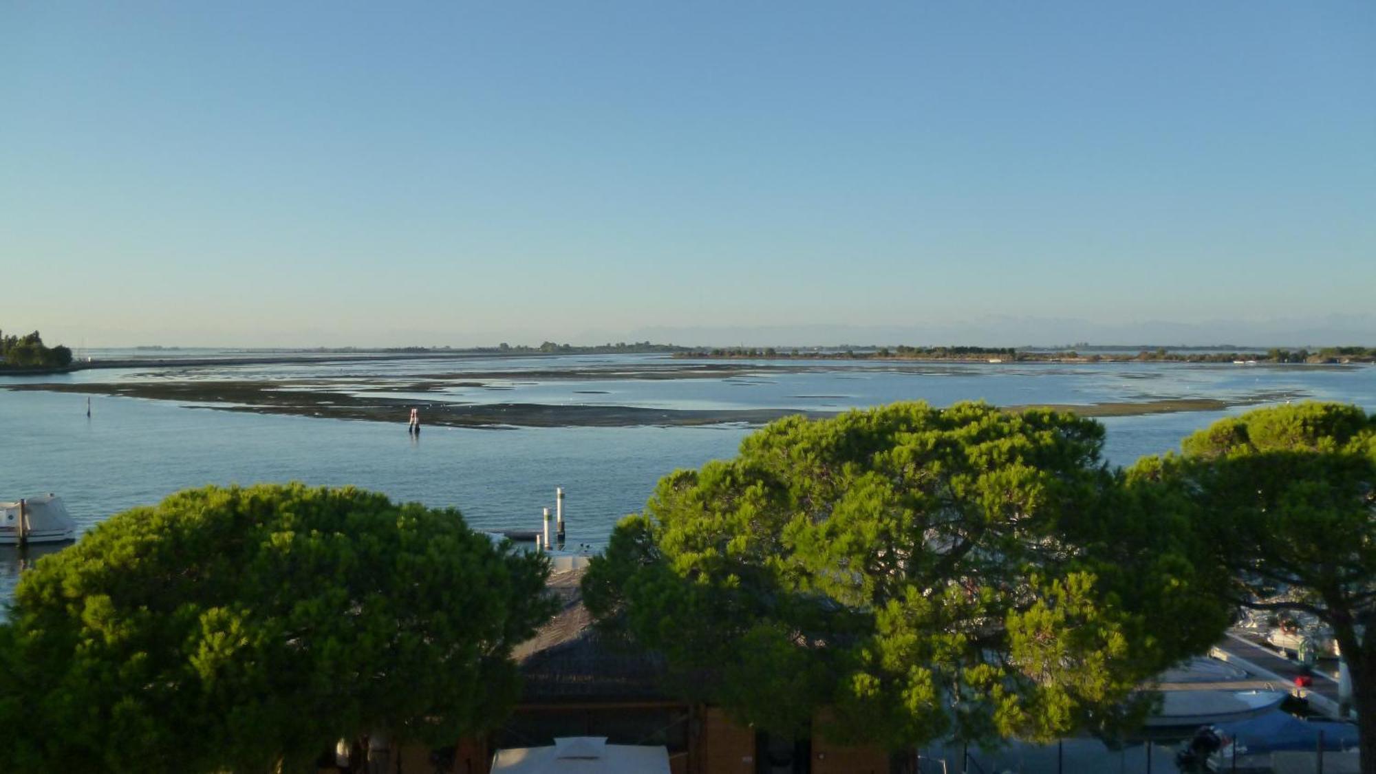 Meuble Tripoli Hotel Grado Exterior foto